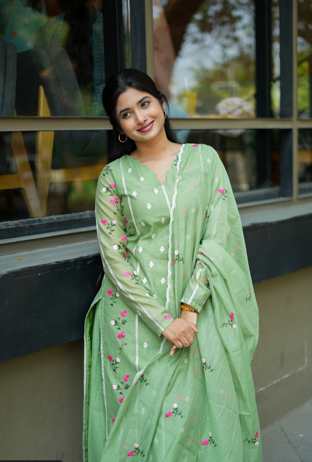 ANVI - Floral embroidered suit-(VC763)