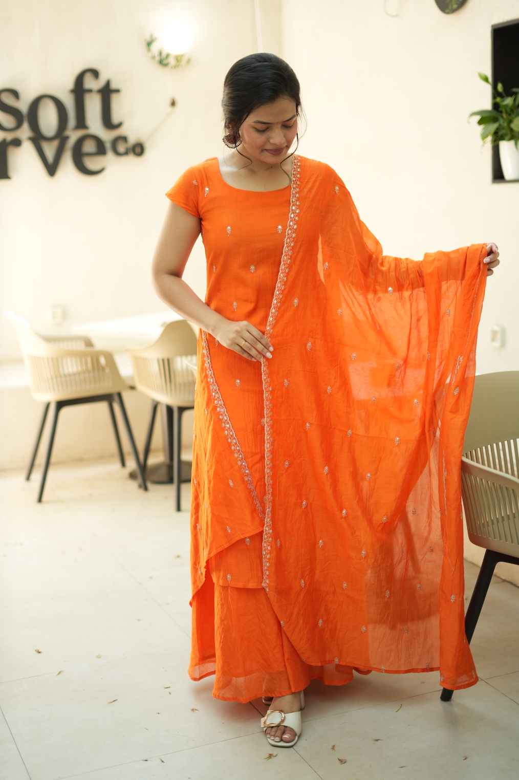 Pranitha – Orange Mal Chanderi Silk Embroidered Suit (VC984)