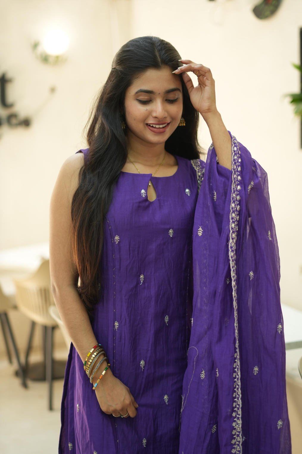 Pranitha – Violet Mal Chanderi Silk Embroidered Suit (VC985)