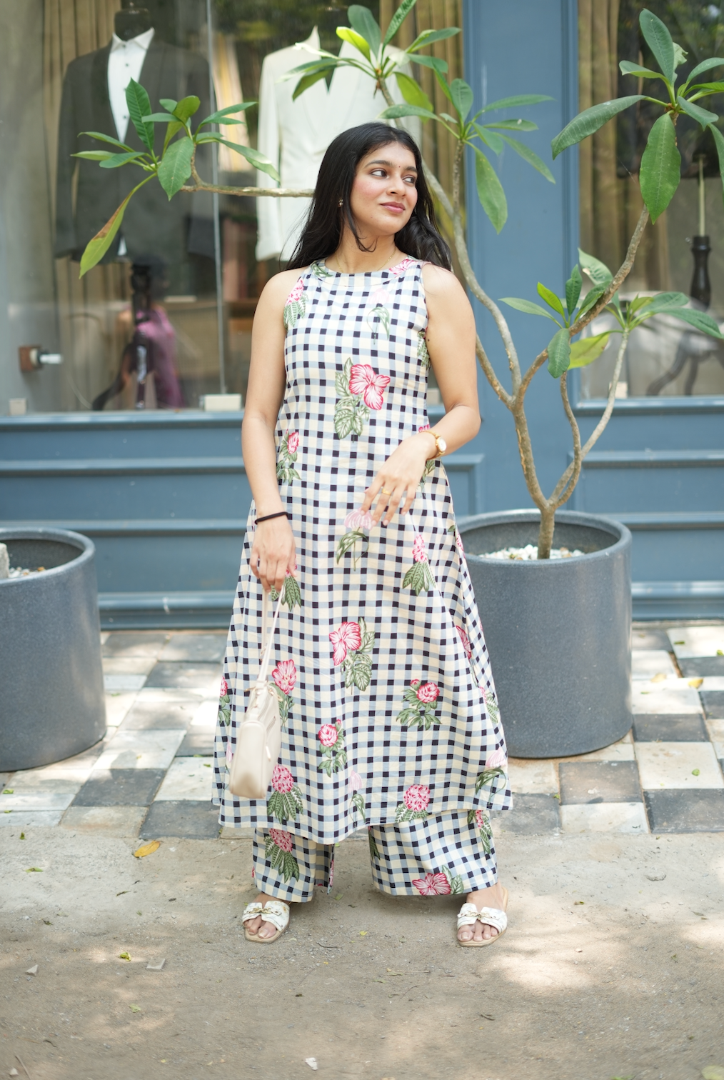 Shyama – White Floral Cotton Halter Co-Ord Set (VC983)