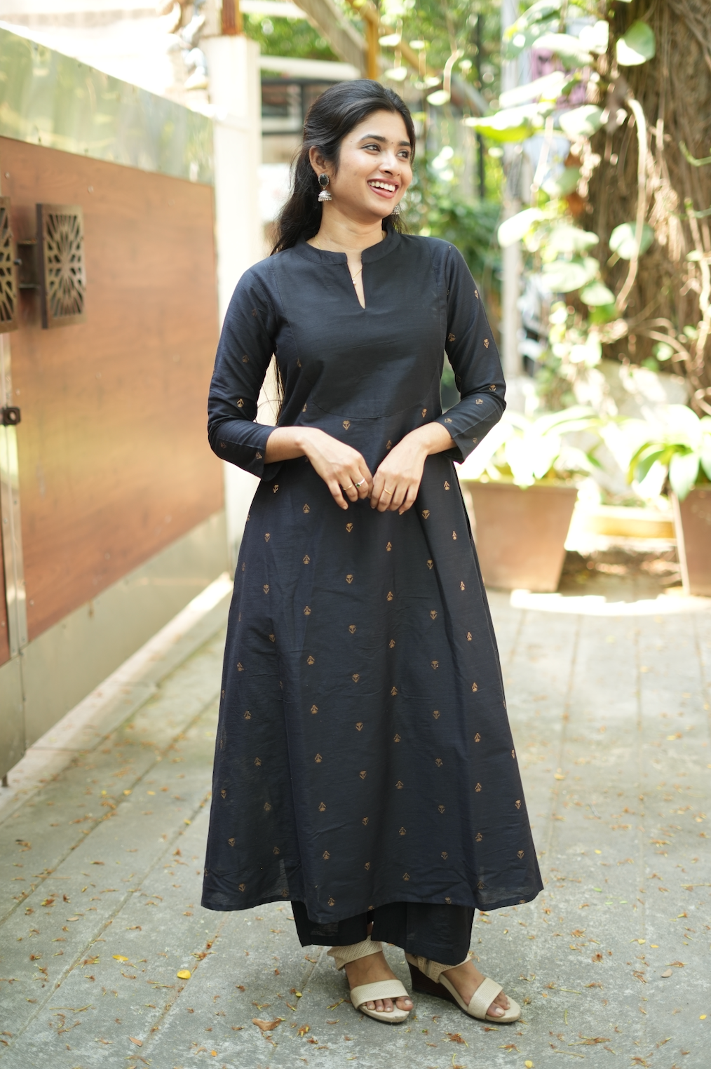 ARTHI Gold -Raw silk co-ord (VC1044)