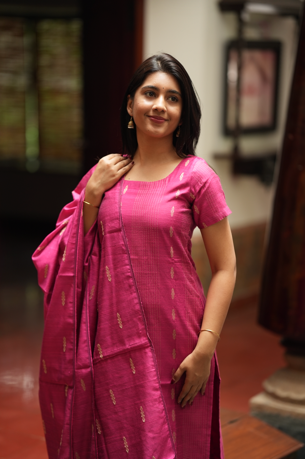 KEERTHANA PINK - VV1015