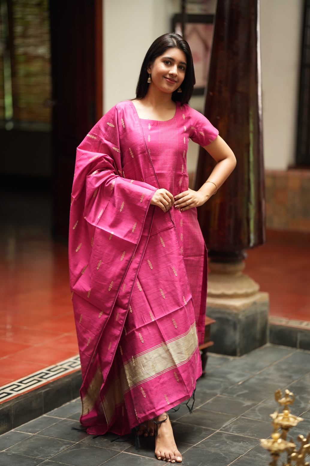 KEERTHANA PINK - VV1015