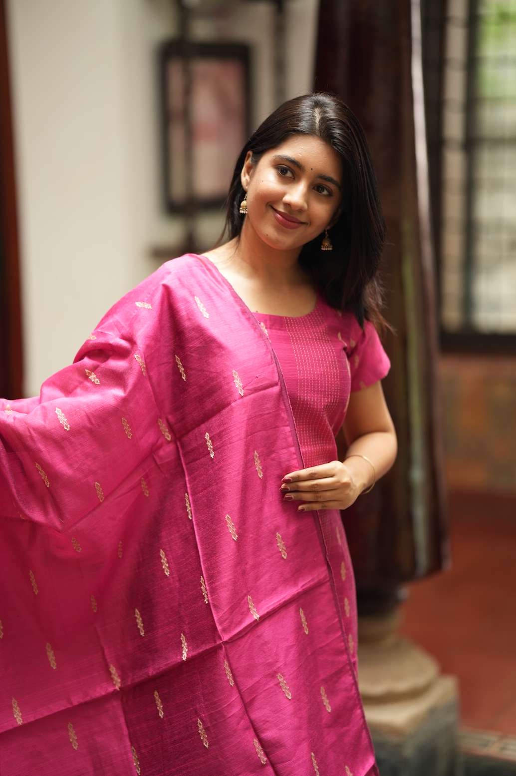KEERTHANA PINK - VV1015