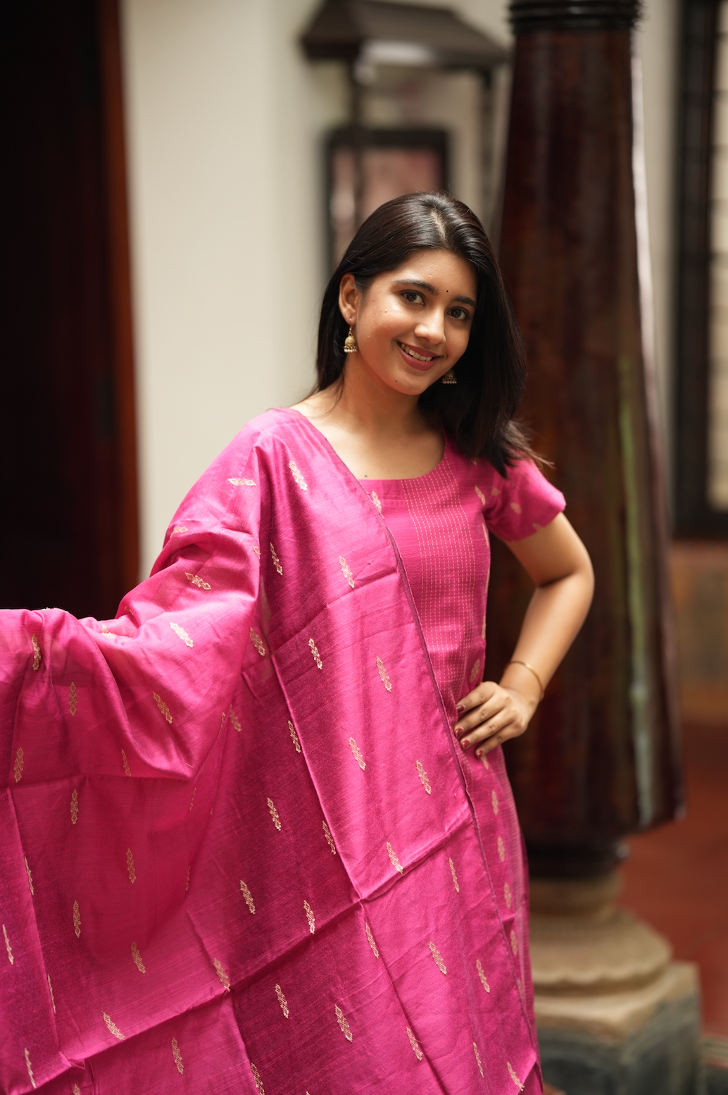 KEERTHANA PINK - VV1015