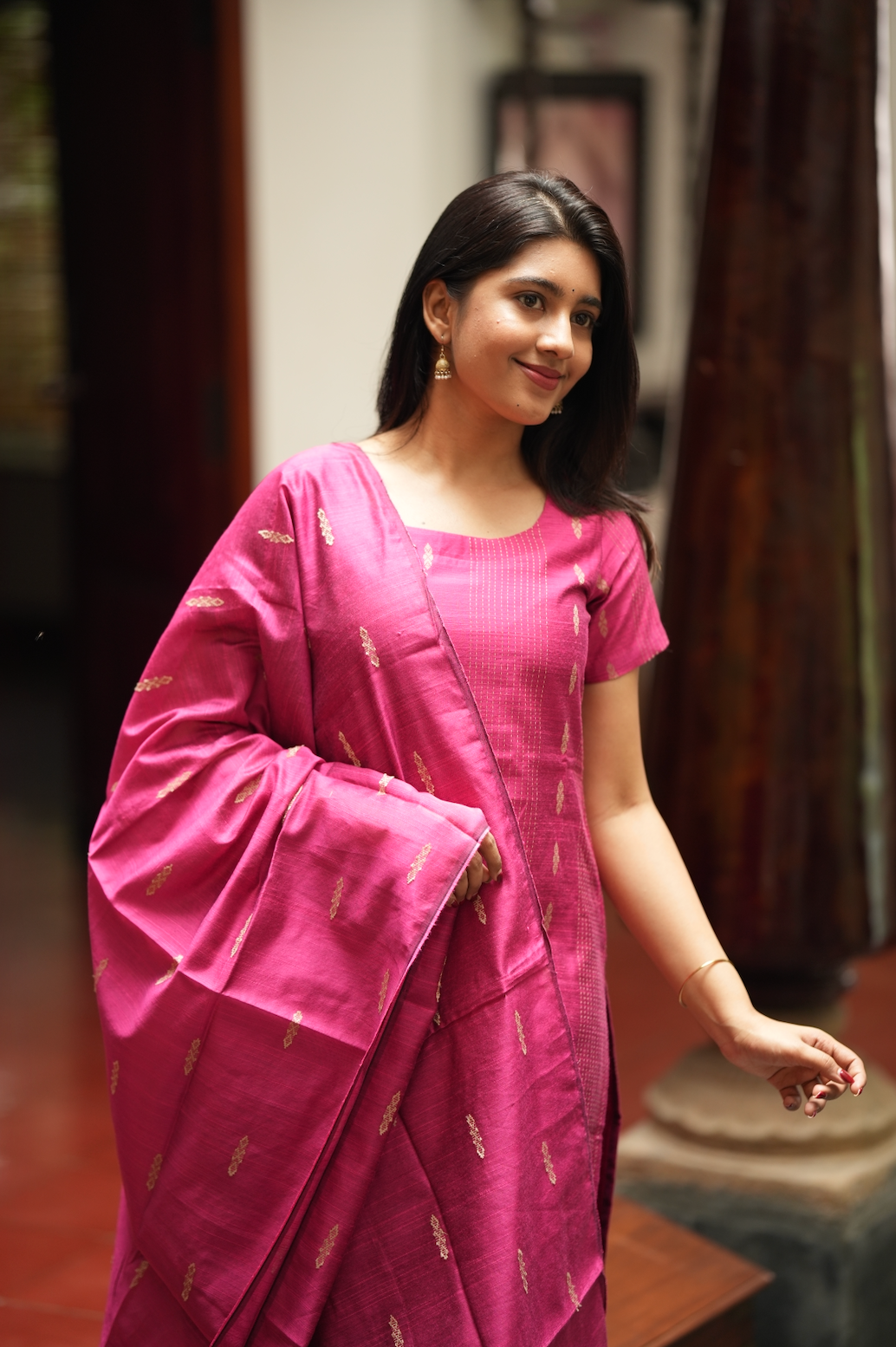 KEERTHANA PINK - VV1015