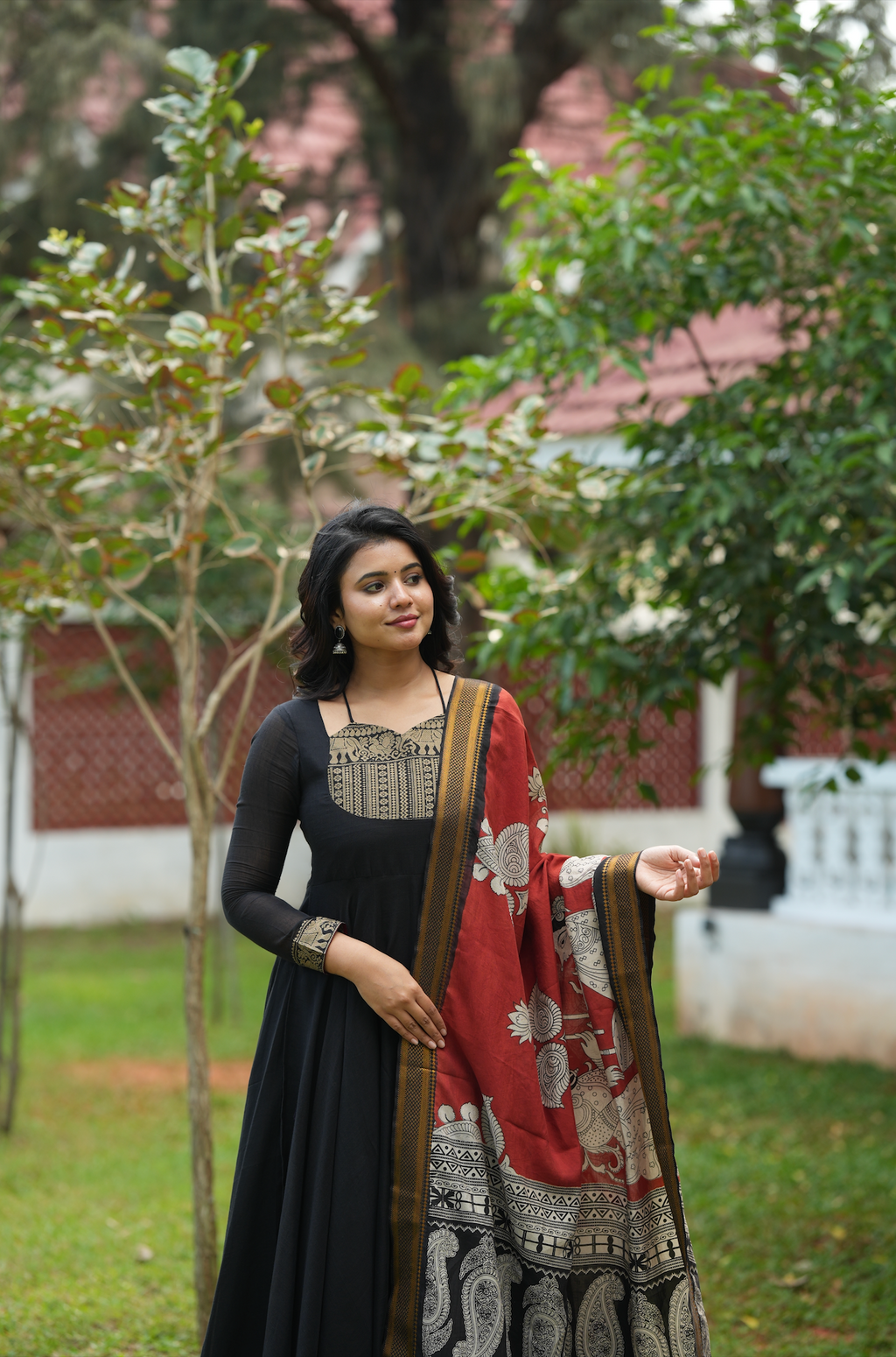 black cotton anarkali dress Black Floral Printed Cotton Anarkali Suit Set (ACZ6539)