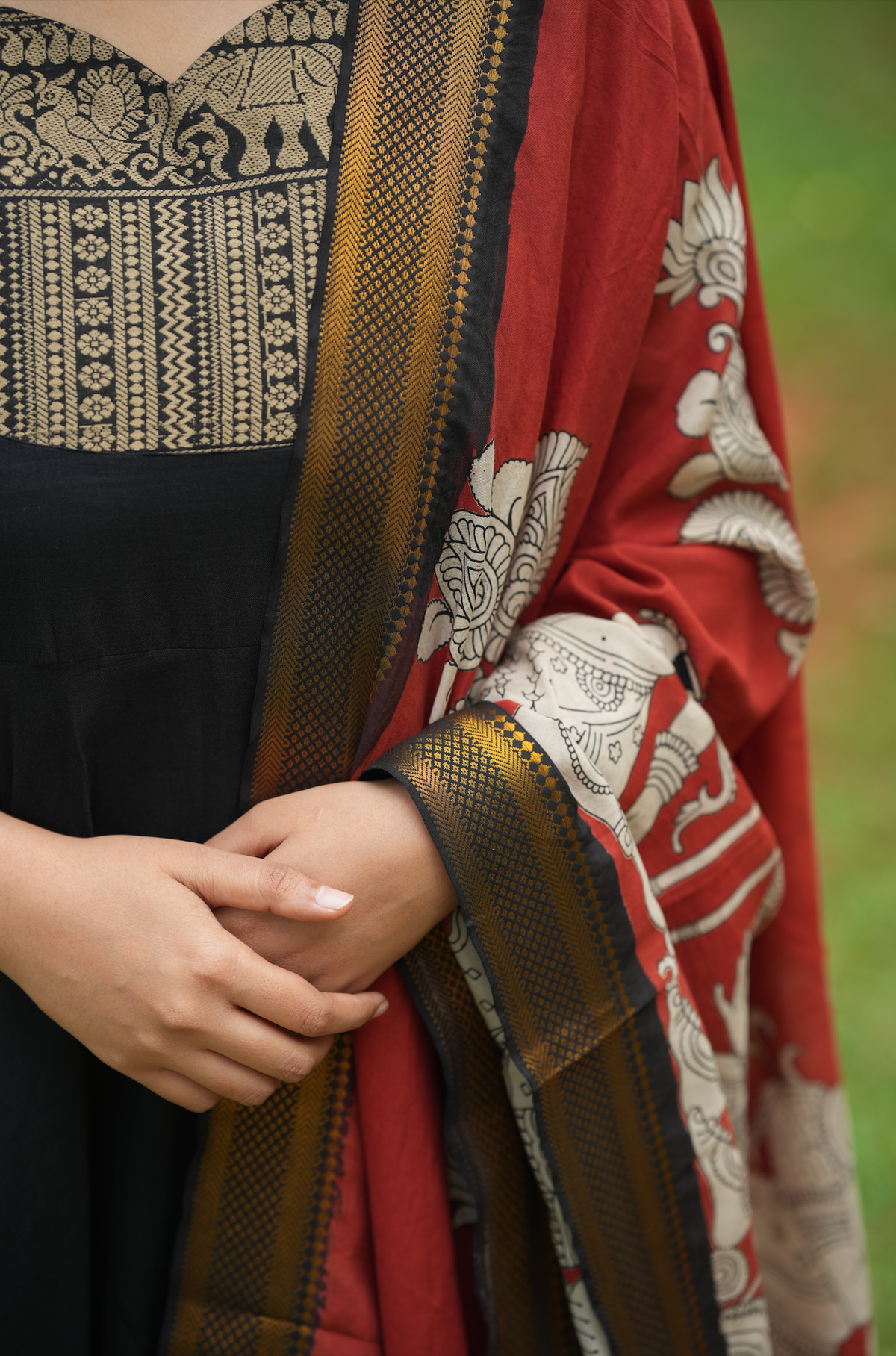 Thenmozhi – Black Narayanpet Kalamkari Fusion Anarkali Suit
