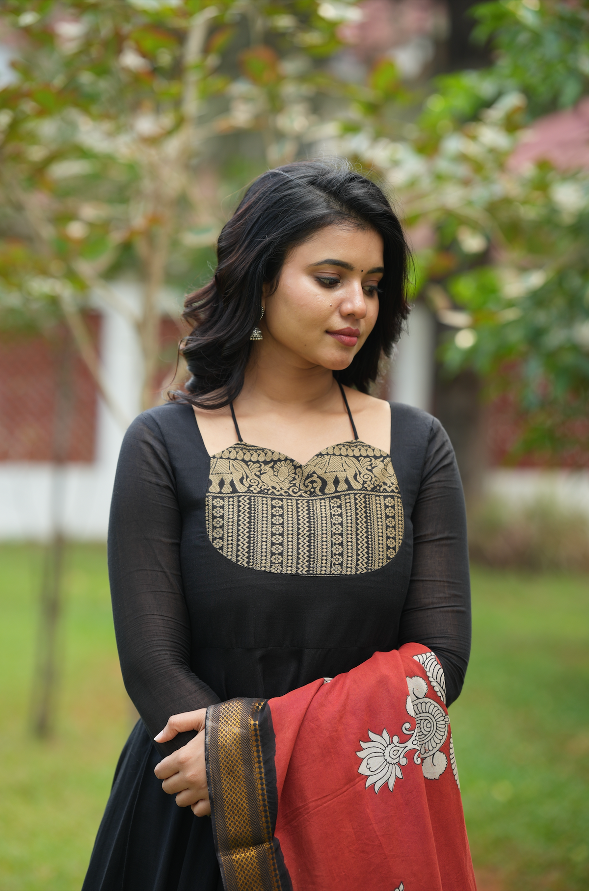 Thenmozhi – Black Narayanpet Kalamkari Fusion Anarkali Suit