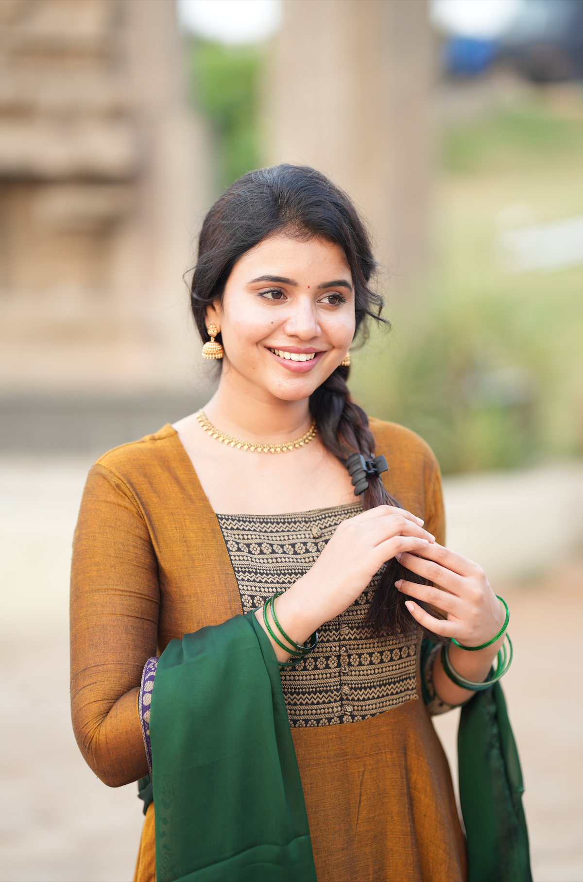 Mirna – Green Narayanpet Anarkali with Mustard Dupatta