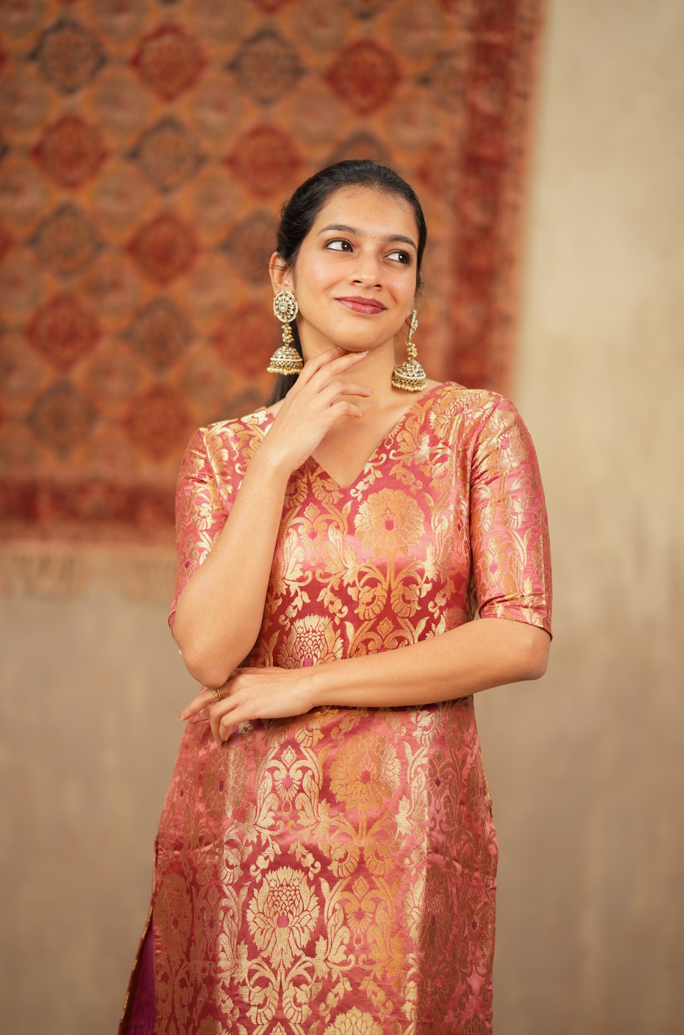 Harshvi – Dusty Pink Banarasi Brocade Suit Set