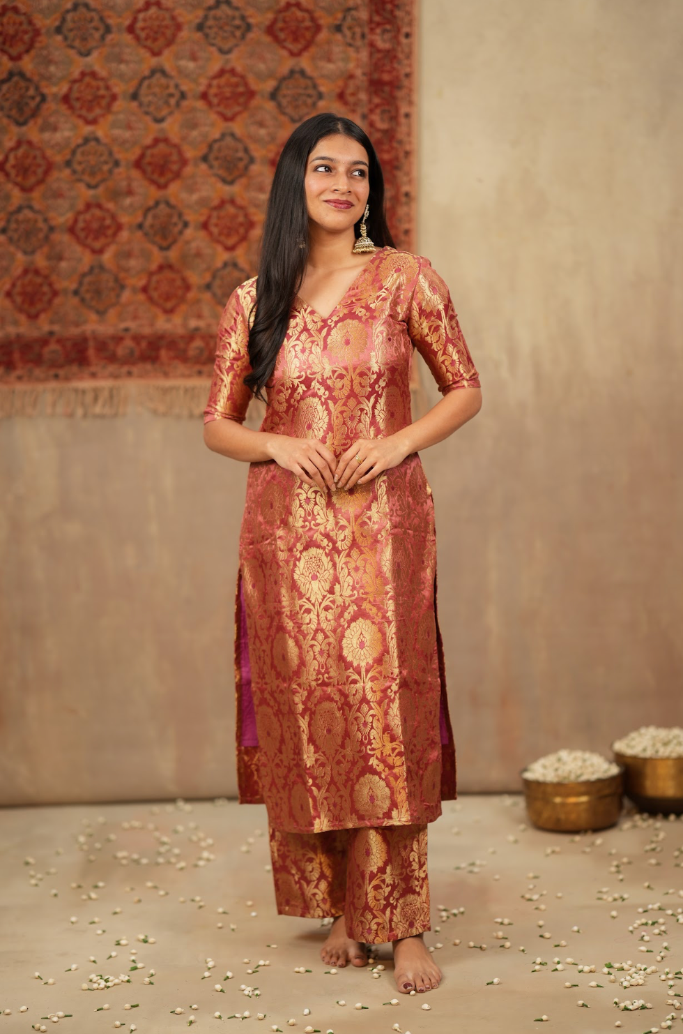 Harshvi – Dusty Pink Banarasi Brocade Suit Set