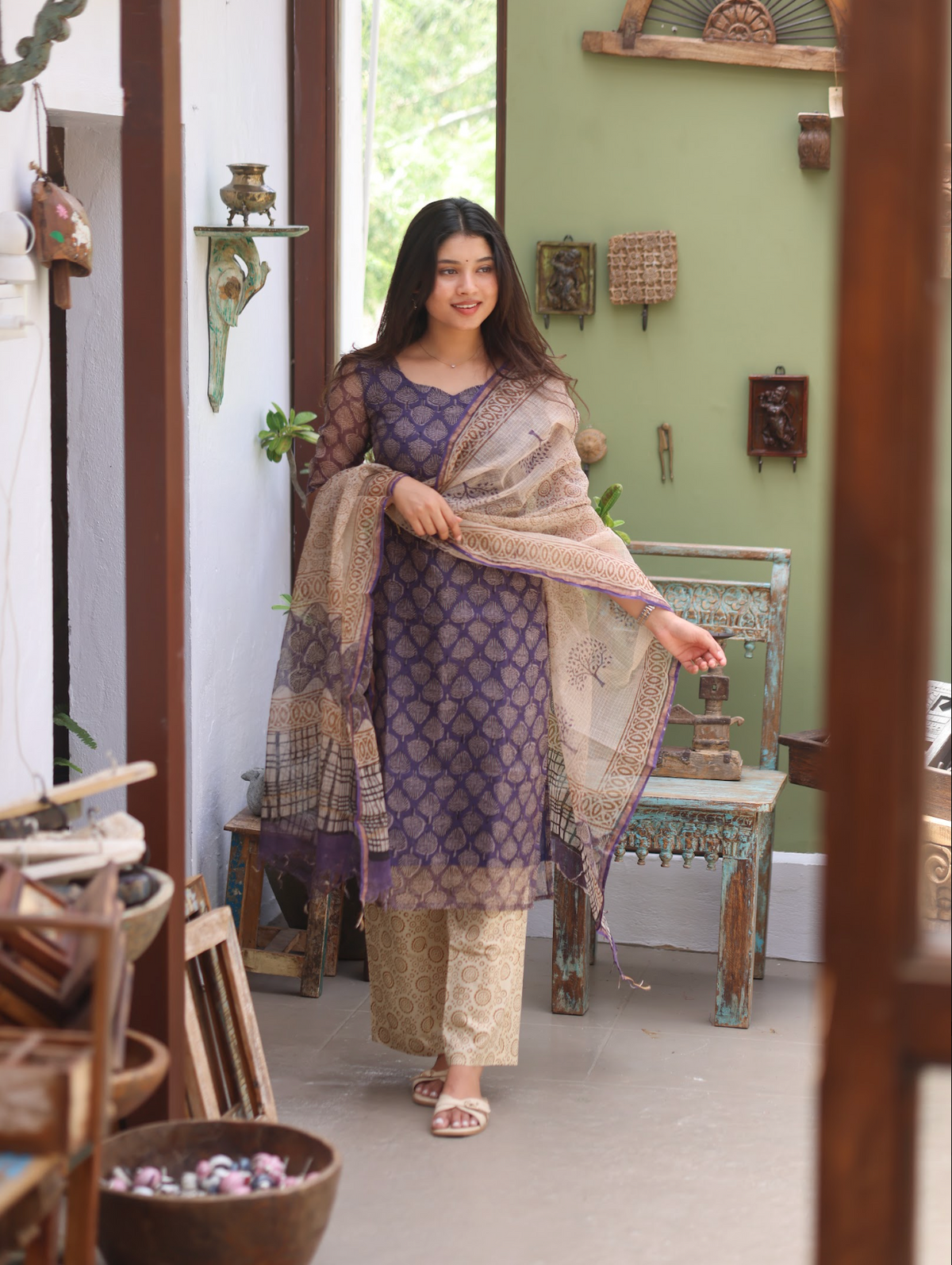 Pranati – Violet Paisley Kota Cotton Suit Set