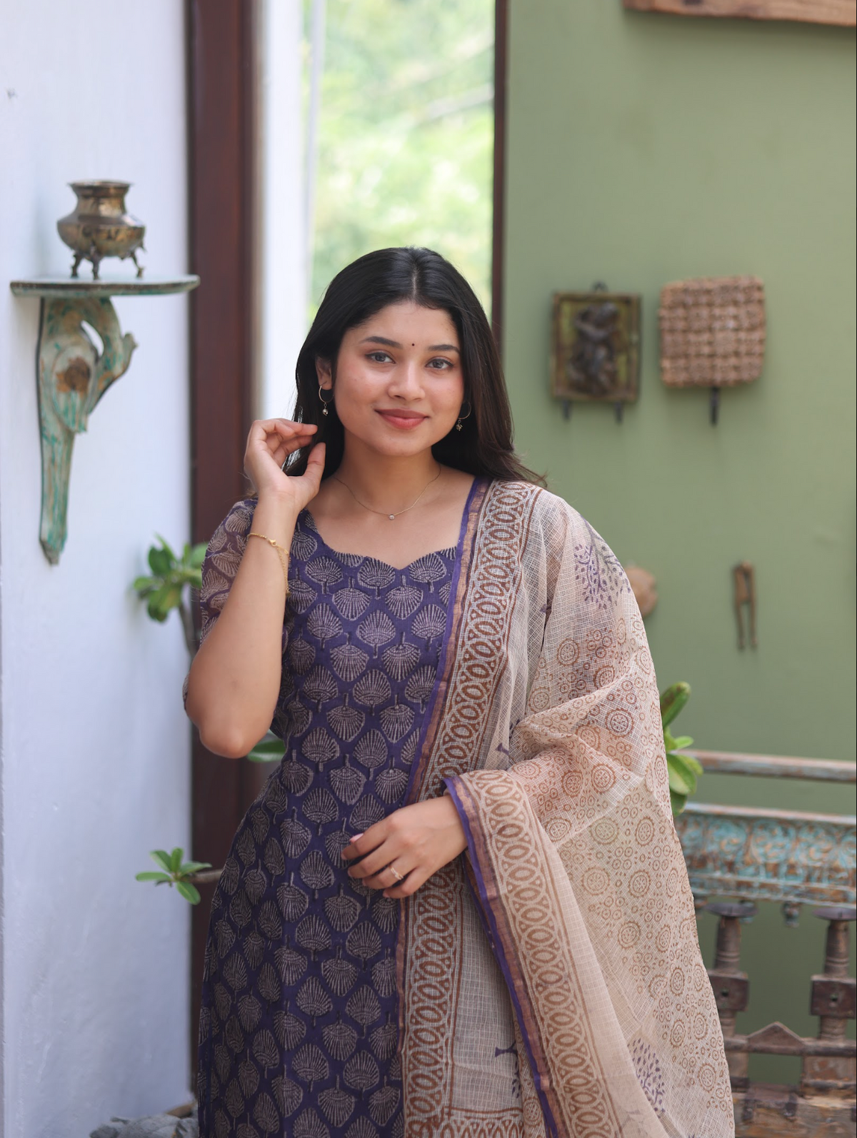 Pranati – Violet Paisley Kota Cotton Suit Set