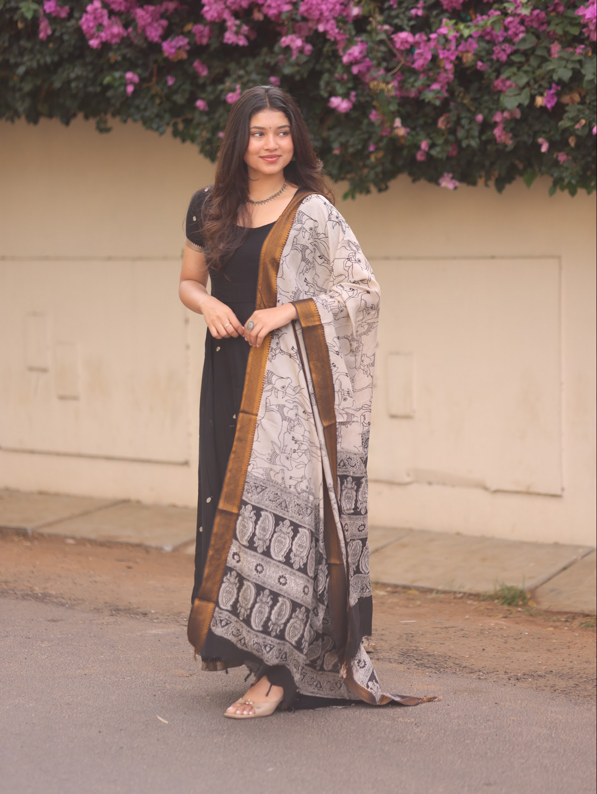 Vedha – Black Narayanpet Kalamkari Anarkali Suit
