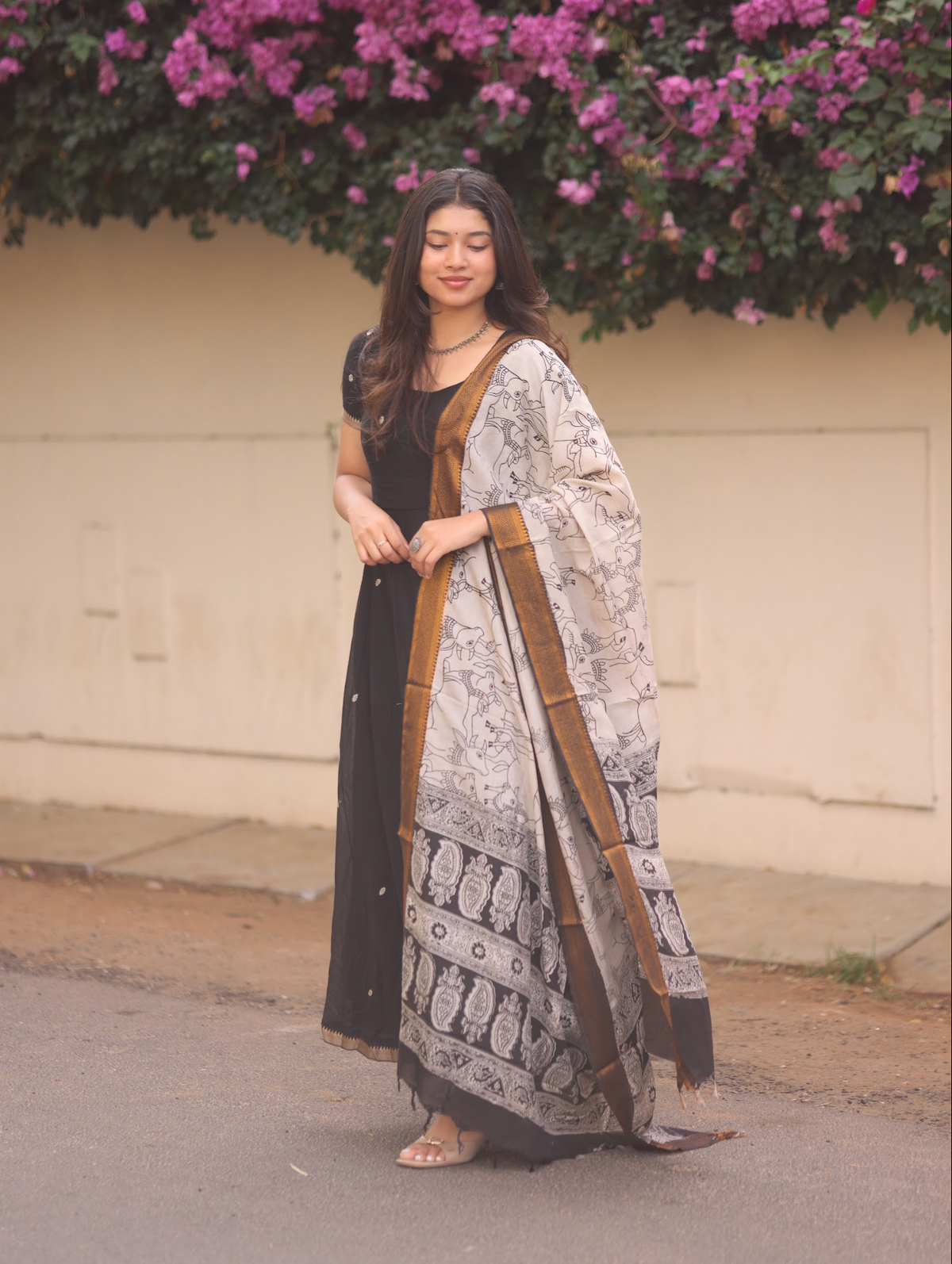 Vedha – Black Narayanpet Kalamkari Anarkali Suit