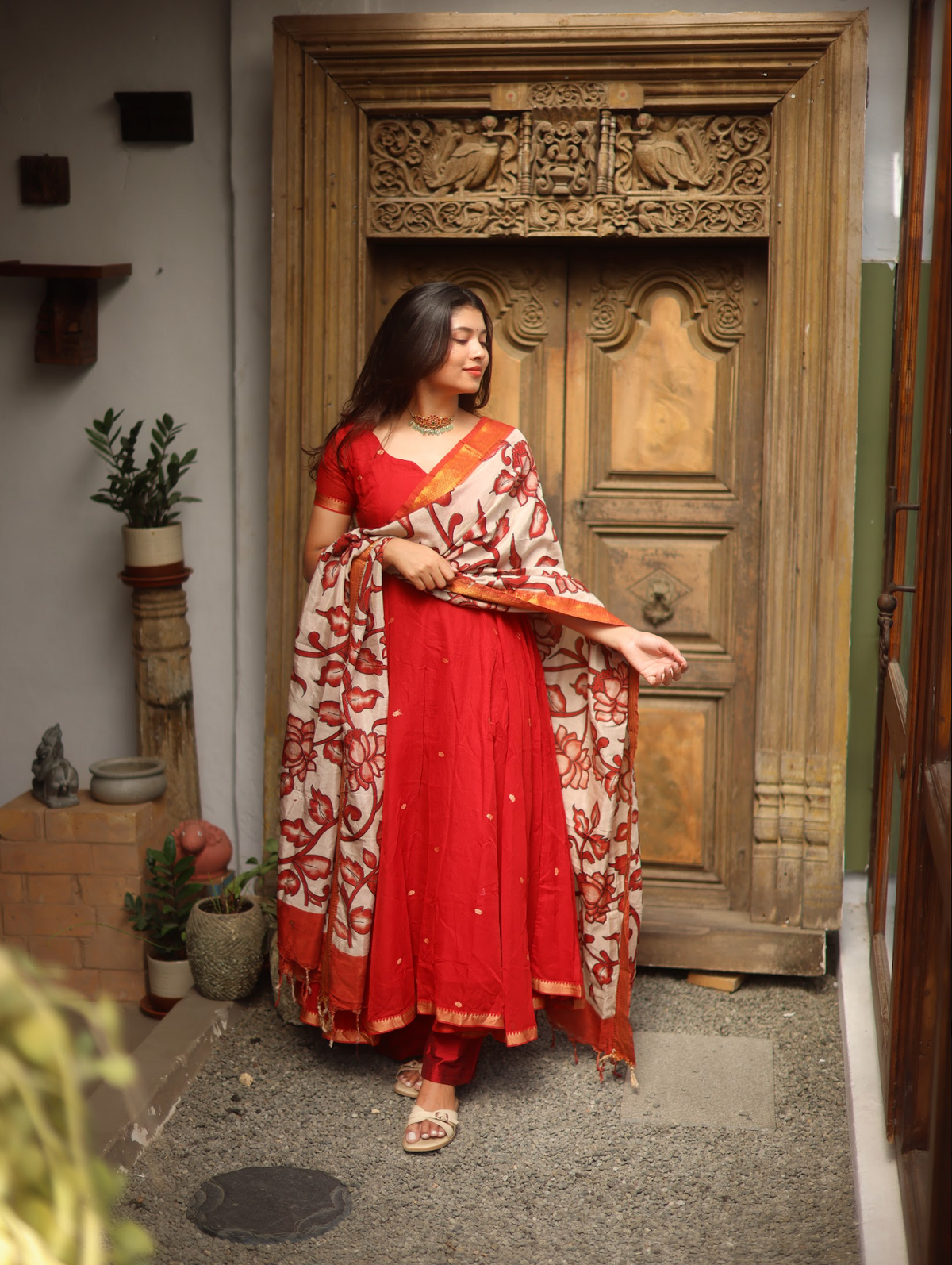 Vedha – Crimson Red Narayanpet Kalamkari Anarkali Suit