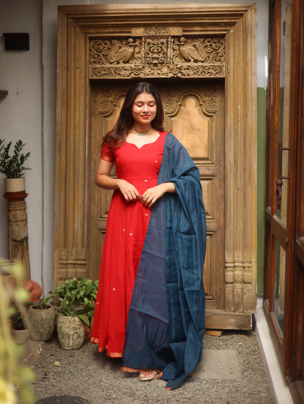 Vedha – Crimson Narayanpet Handloom Anarkali Suit