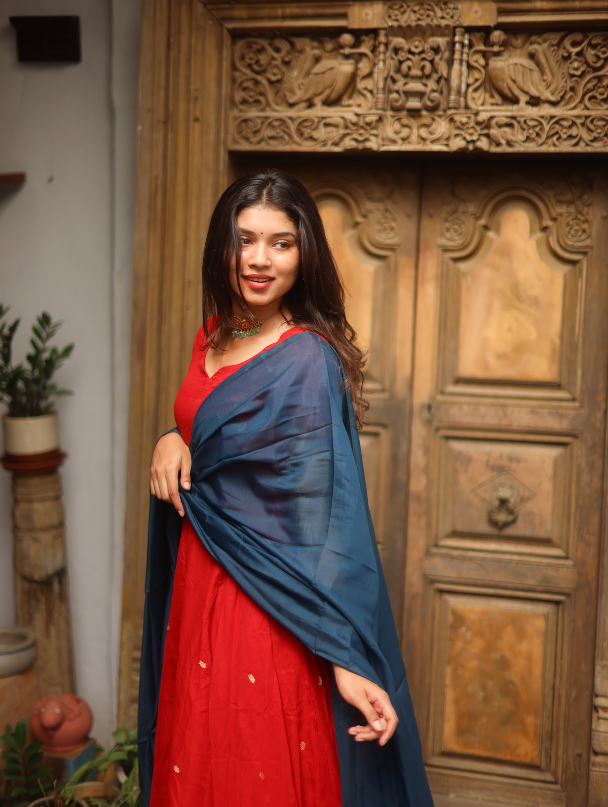 Vedha – Crimson Narayanpet Handloom Anarkali Suit