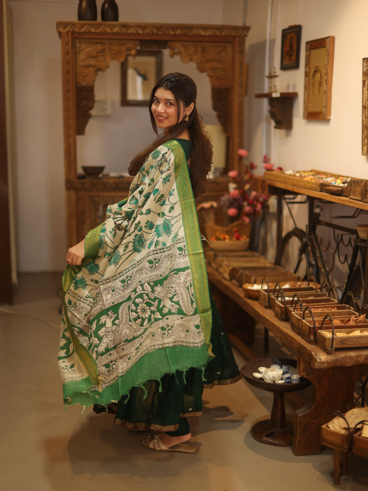 Vedha – Green Narayanpet Kalamkari Anarkali Suit