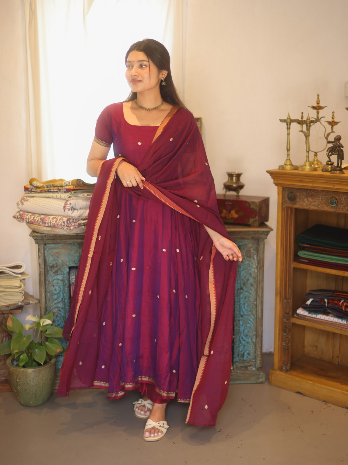 Vedha – Wine Narayanpet Handloom Anarkali Suit