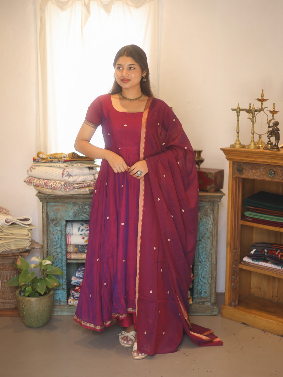 Vedha – Wine Narayanpet Handloom Anarkali Suit