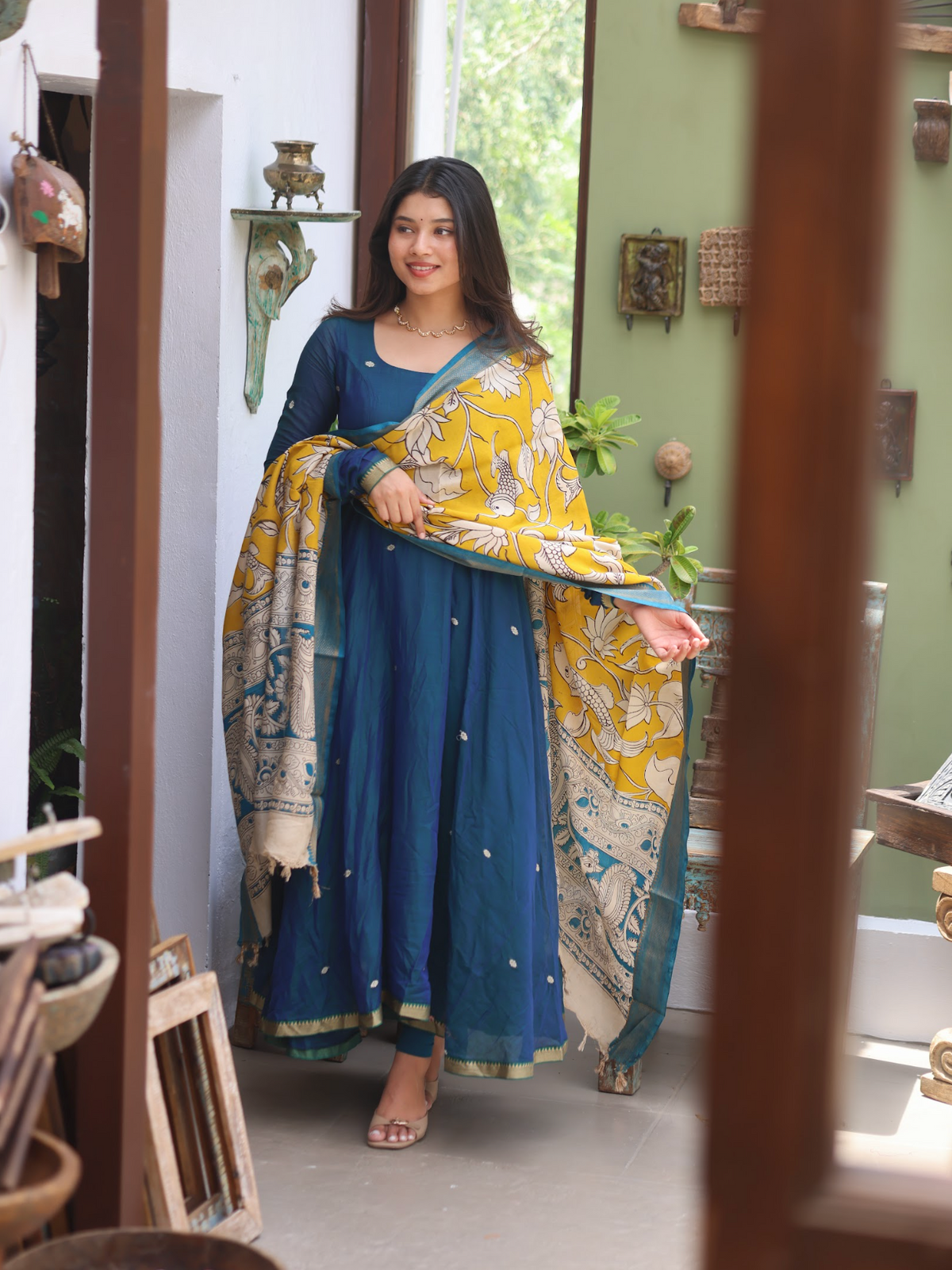 Vedha – Peacock Blue Narayanpet Kalamkari Anarkali Suit
