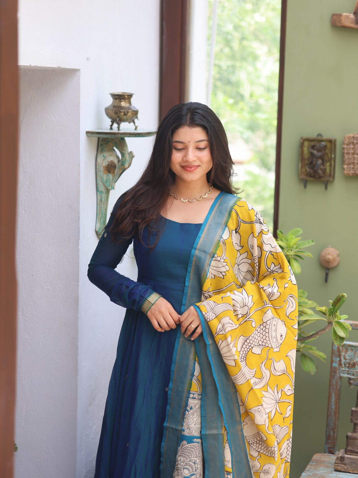 Vedha – Peacock Blue Narayanpet Kalamkari Anarkali Suit