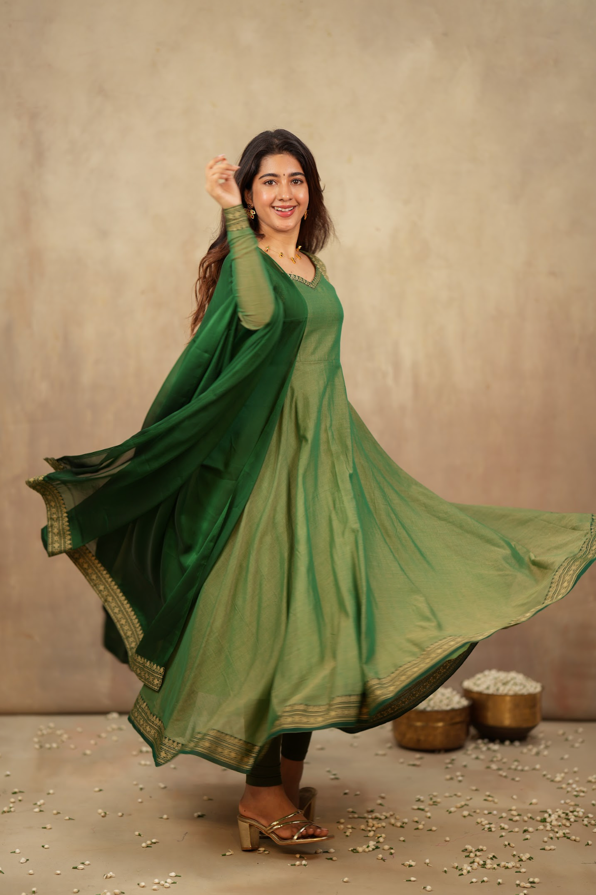 Rukmini – Green Narayanpet Handloom Anarkali Suit