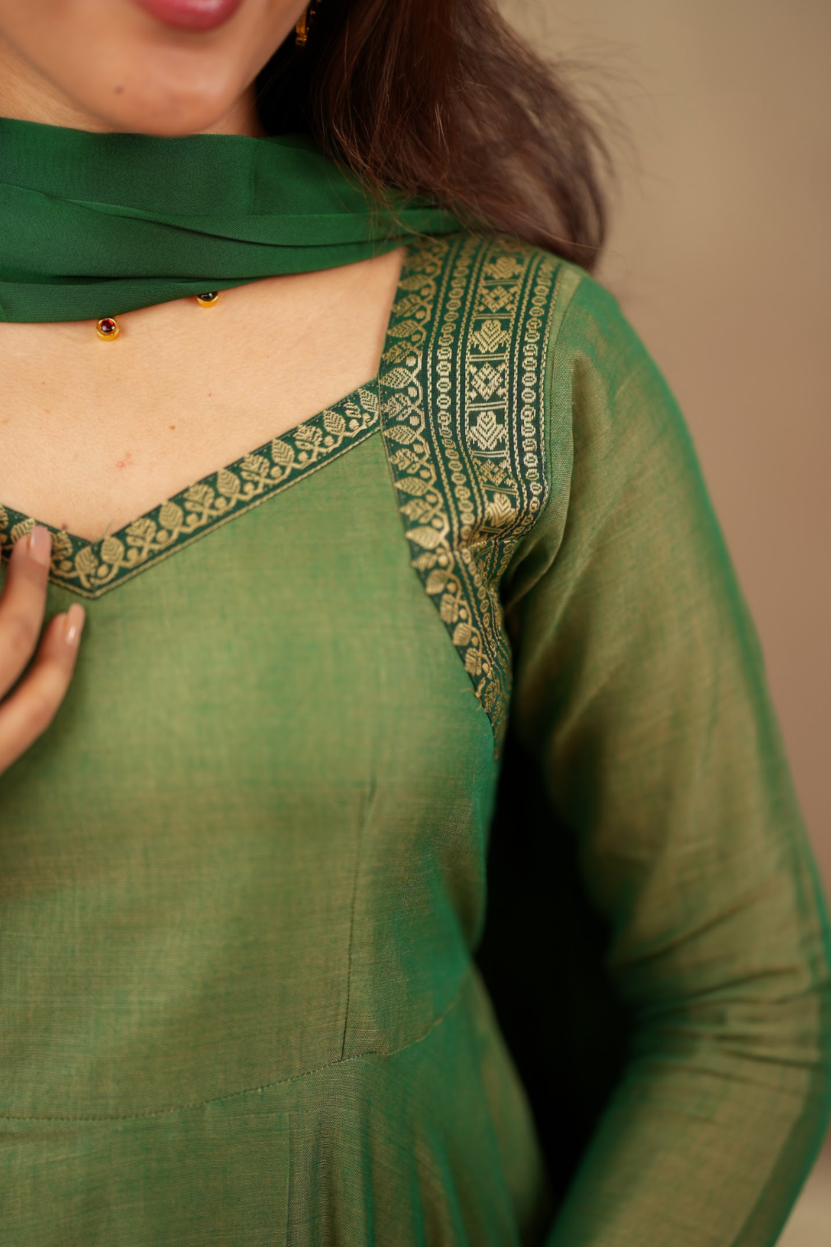 Rukmini – Green Narayanpet Handloom Anarkali Suit