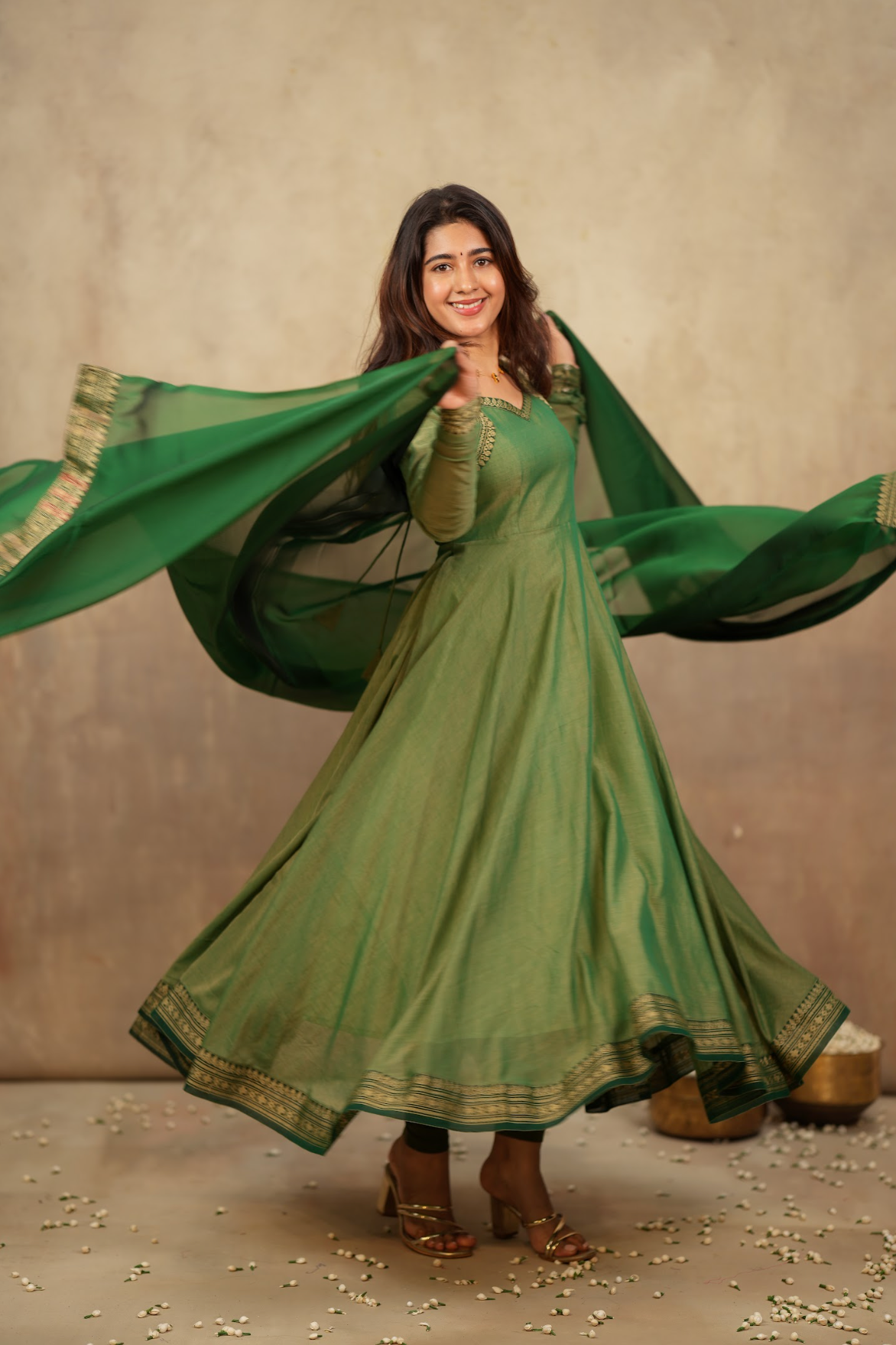 Rukmini – Green Narayanpet Handloom Anarkali Suit
