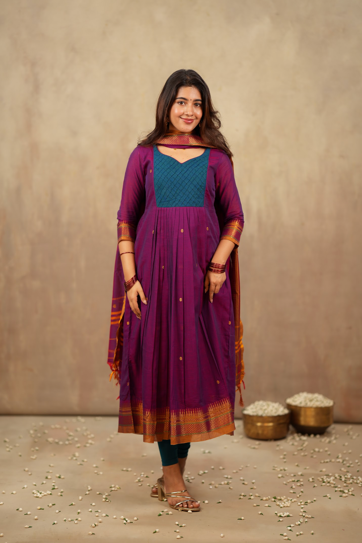 Arti Karam – Narayanpet Anarkali with Magenta Dupatta