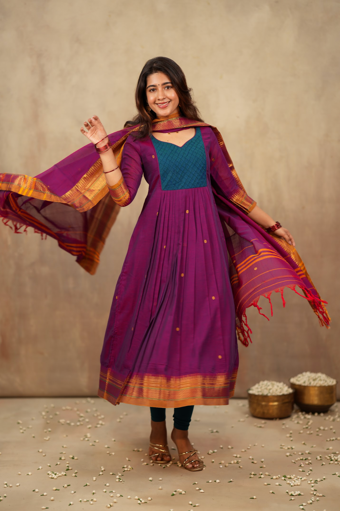 Arti Karam – Narayanpet Anarkali with Magenta Dupatta
