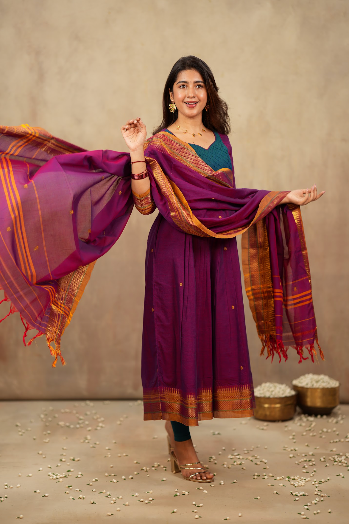 Arti Karam – Narayanpet Anarkali with Magenta Dupatta
