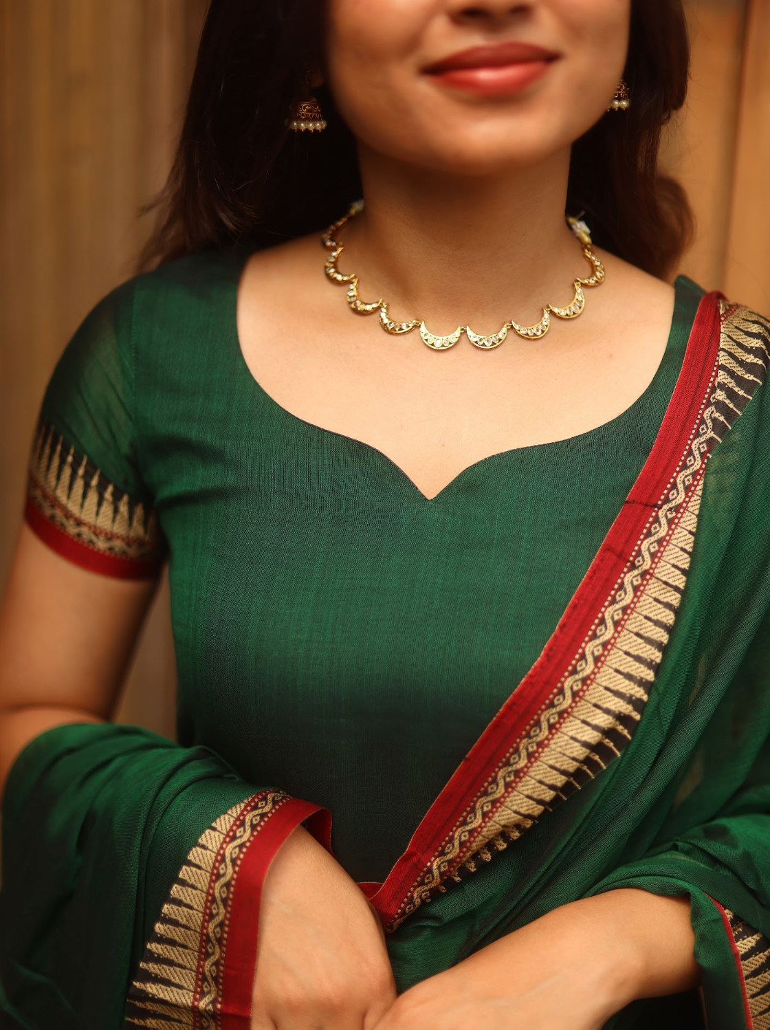 Vedha Akila – Green Narayanpet Handloom A-Line Suit Set