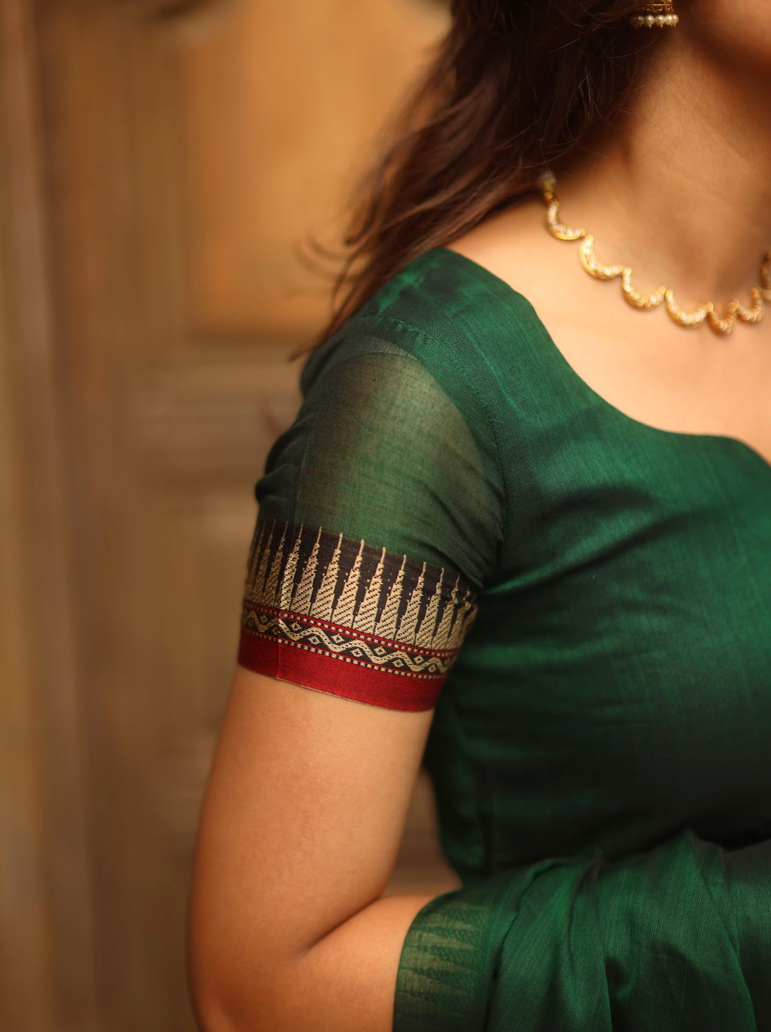 Vedha Akila – Green Narayanpet Handloom A-Line Suit Set
