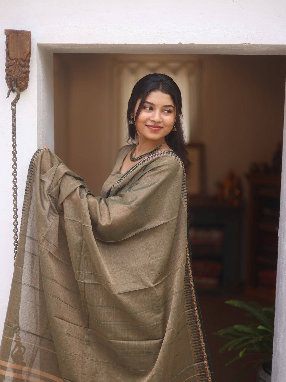 Vedha Akila – Grey Narayanpet Handloom A-Line Suit Set