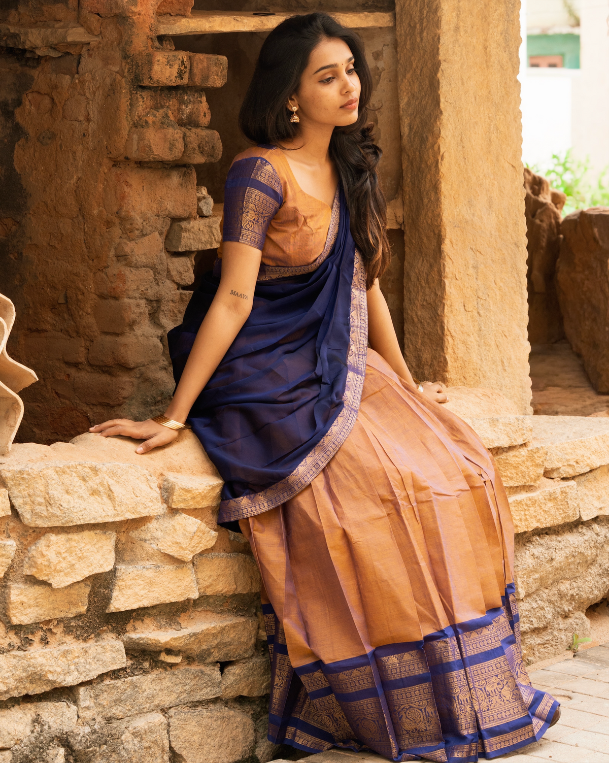 Rustic wood-Chettinad paavadai dhavani set