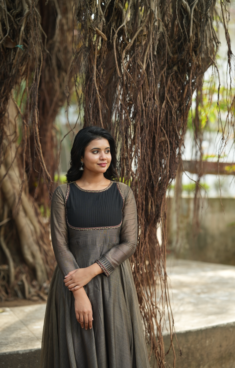 Akila – Grey Narayanpet Anarkali with Black Dupatta