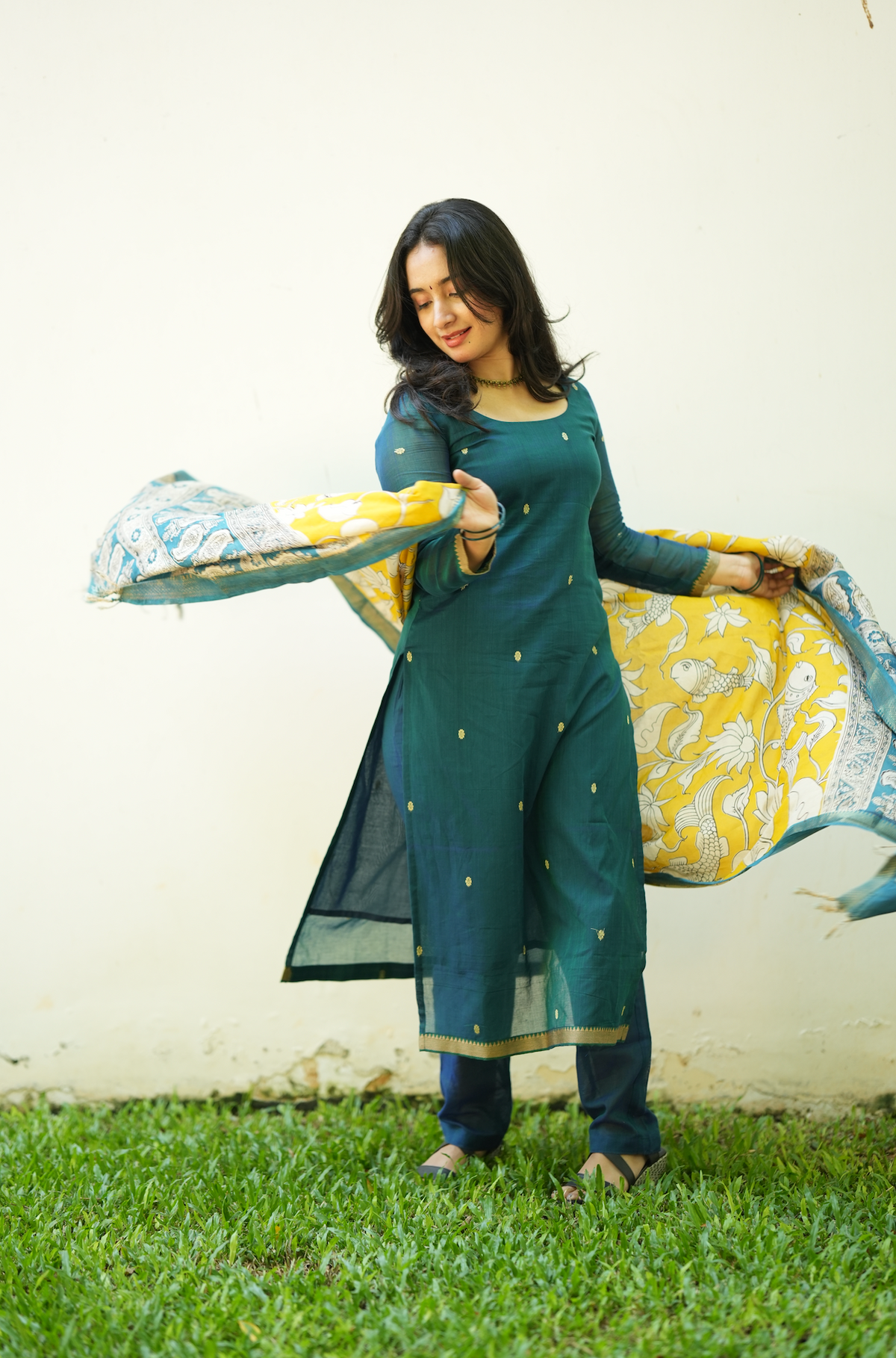 Peacock Alley-VV1008(Narayanpet handloom suits)