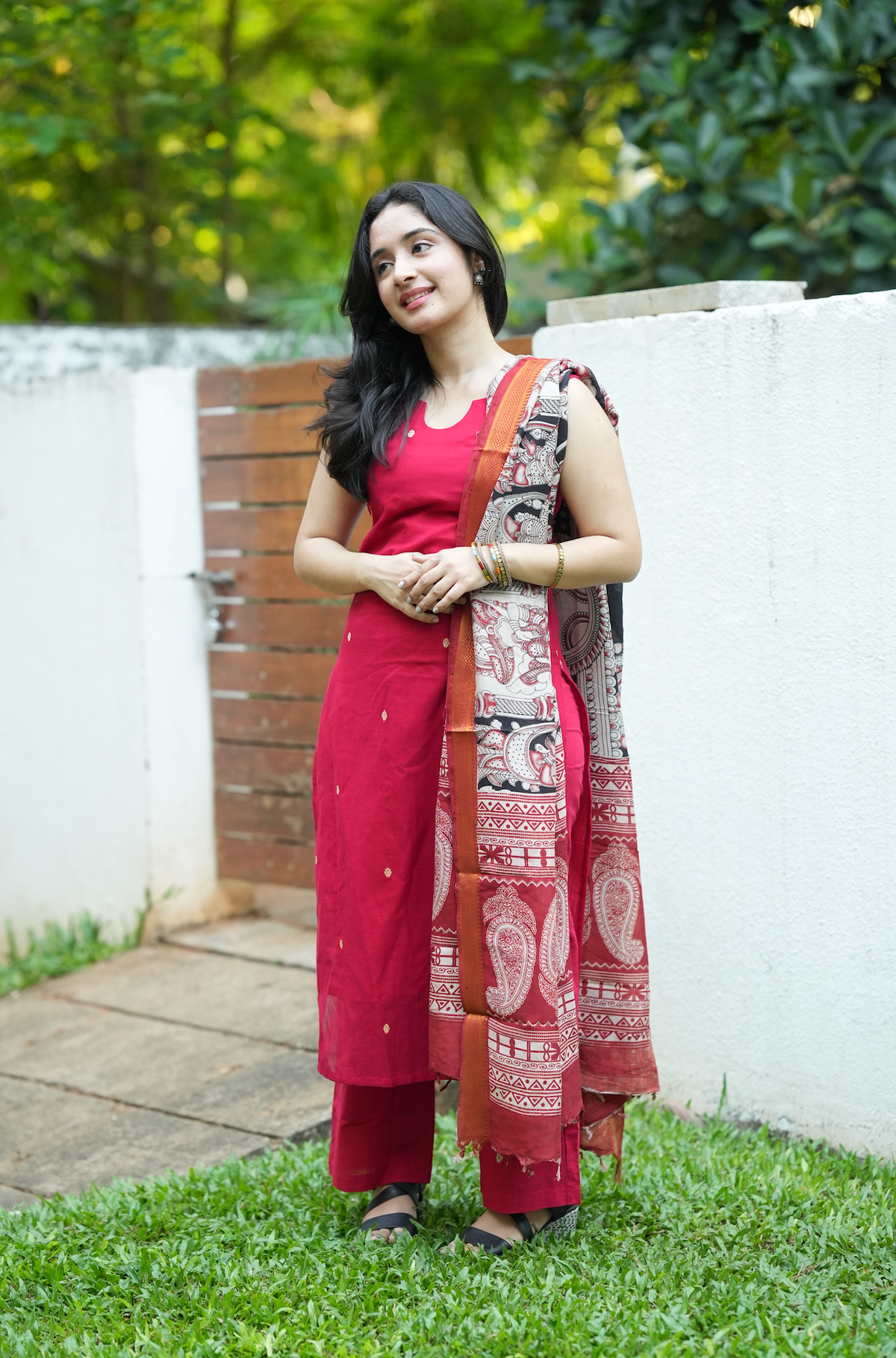 Crimson Breeze-VV1007(Narayanpet handloom suits)