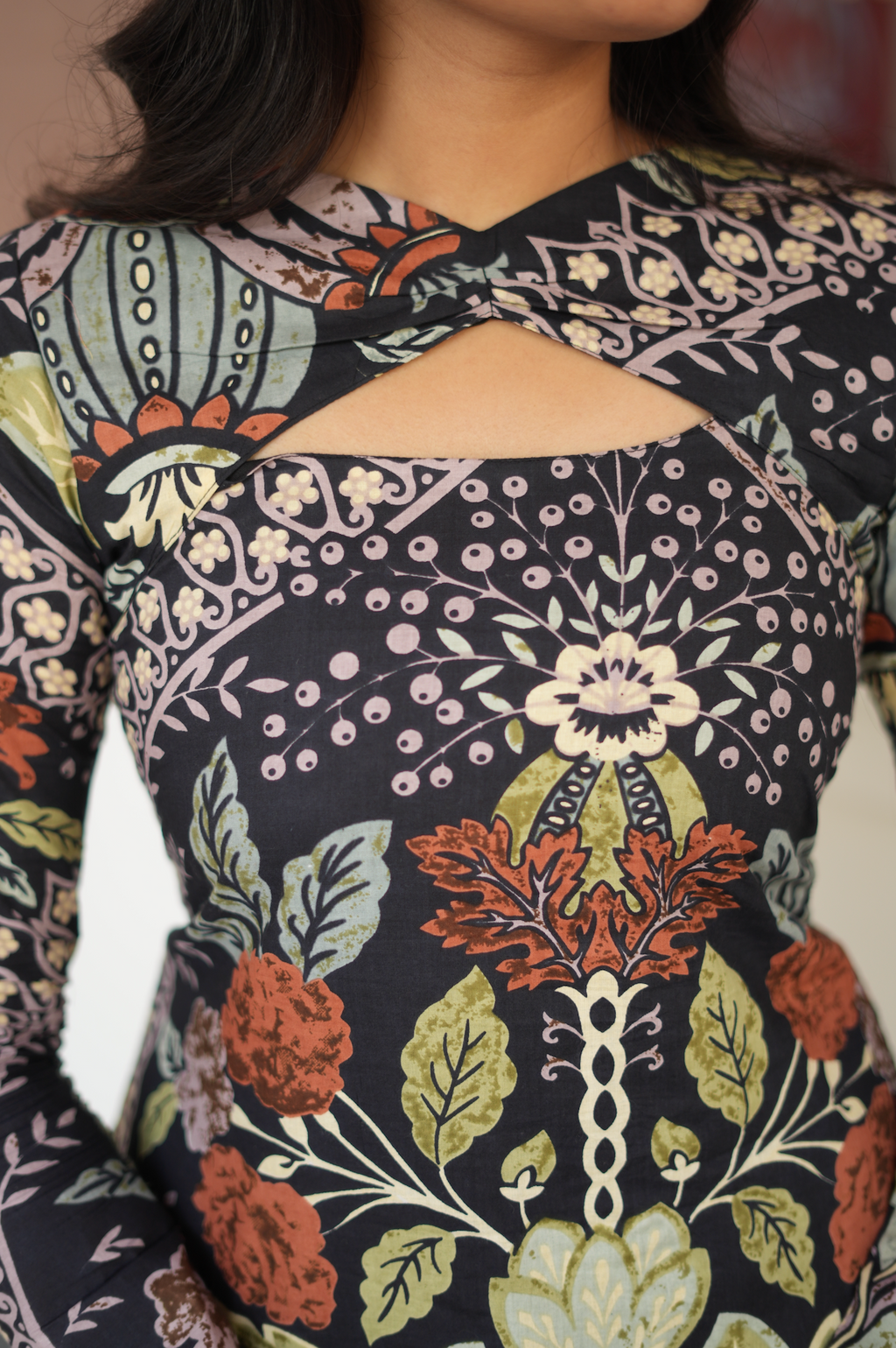 Close-up of dark botanical floral print on prewashed Jaipur cotton Kurti fabric – ethnic Indian wear