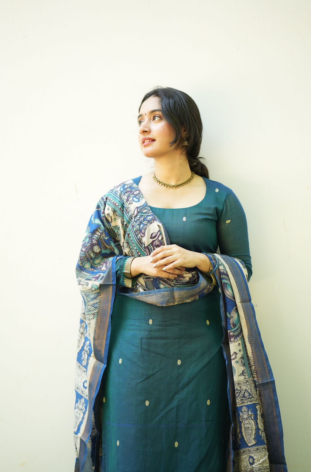 Women’s Narayanpet handloom kurta set with elegant Kalamkari dupatta and peacock blue ethnic styling