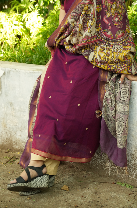 Close-up of plum Narayanpet handloom kurta detailing with soft cotton lining and ethnic weave texture